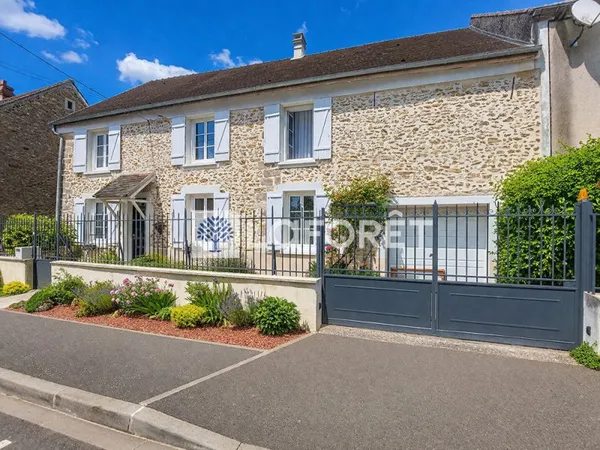 Maison briarde à 5 minutes de ROZAY-EN-BRIE