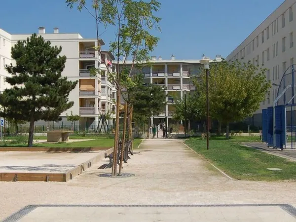 A louer à L'ISLE sur SORGUE
