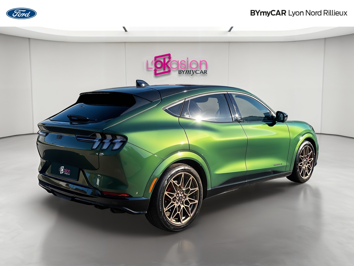 Ford Mustang Mach-E Extended Range 91 kWh 487 ch AWD — photo 5