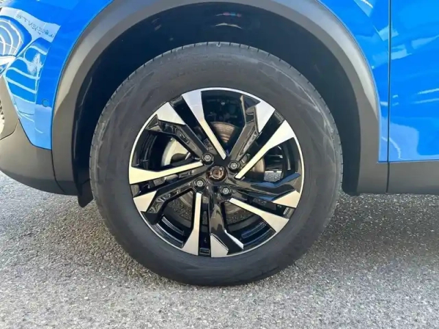 Peugeot 2008 puretech 130 s&amp;s eat8 — photo 29