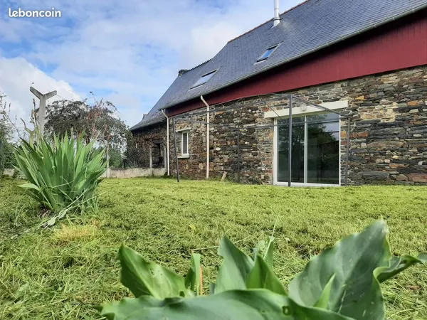 Maison en pierres à louer