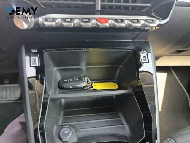Peugeot 208 electrique 50 kwh 136ch — photo 23