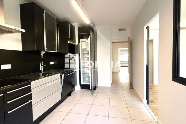 Appartement 4 pièces 122 m²
