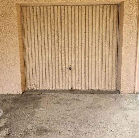 Garage/box 15 m² à vendre