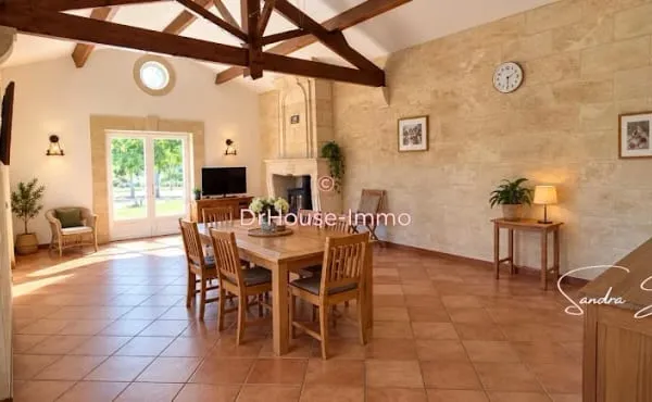 Maison 6 pièces 157 m²