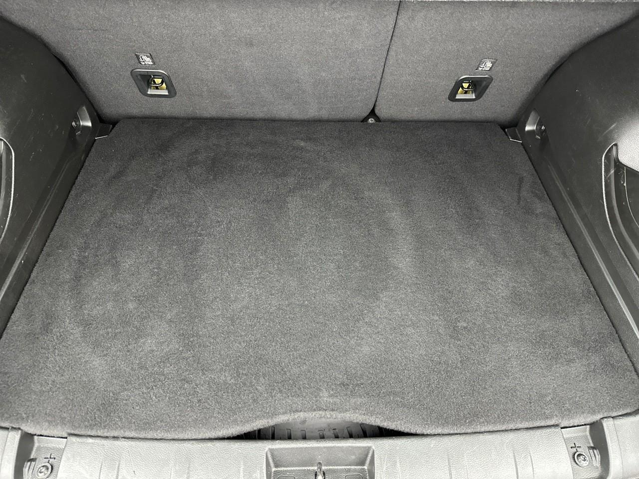 Jeep Renegade 1.5 turbo t4 130 ch bvr7 e-hybrid summit — photo 6