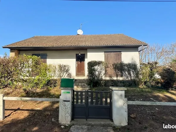 A SAISIR maison 5 pièces fort potentiel