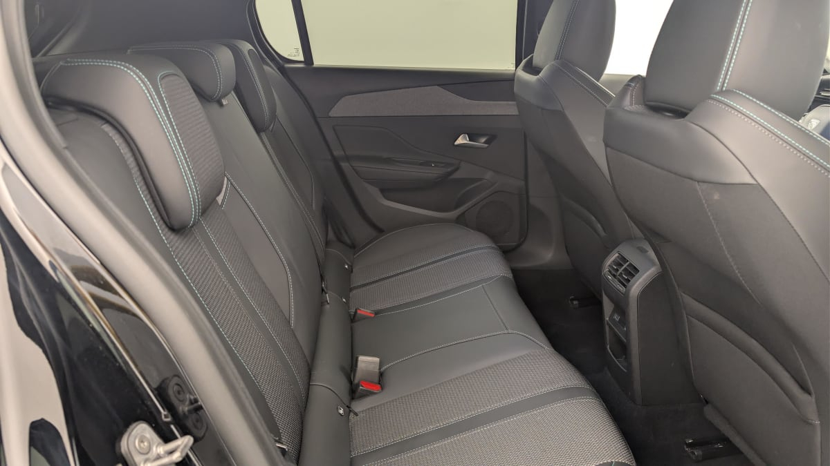 Peugeot 308 — photo 10