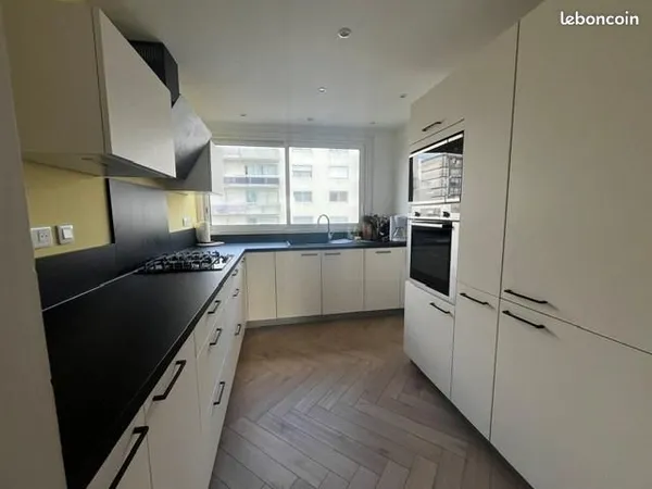Appartement 6 pièces 104 m²