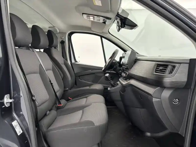 Renault Trafic l1 dci 150 energy s&amp;s — photo 23