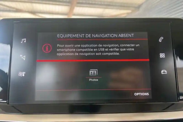 Peugeot 208 puretech 100 s&amp;s eat8 — photo 31