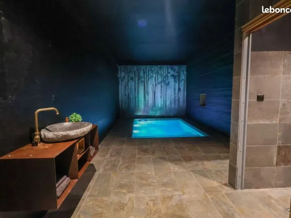 Propriété 11 pièces 439 m²