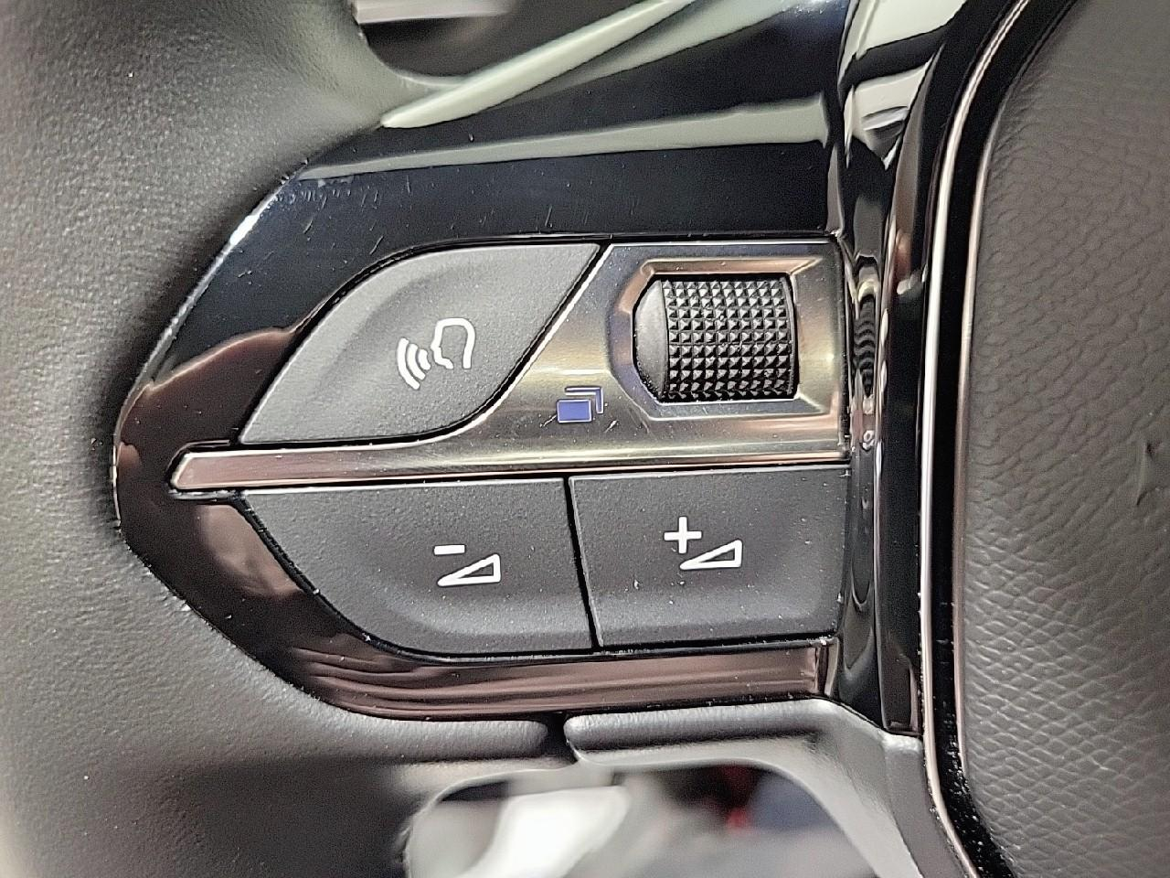 Peugeot 3008 puretech 130ch s&s bvm6 active pack — photo 18