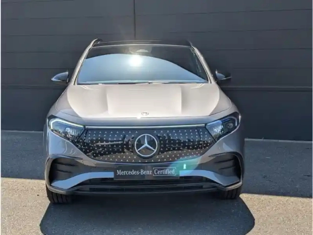 Mercedes Eqa 250+ — photo 28