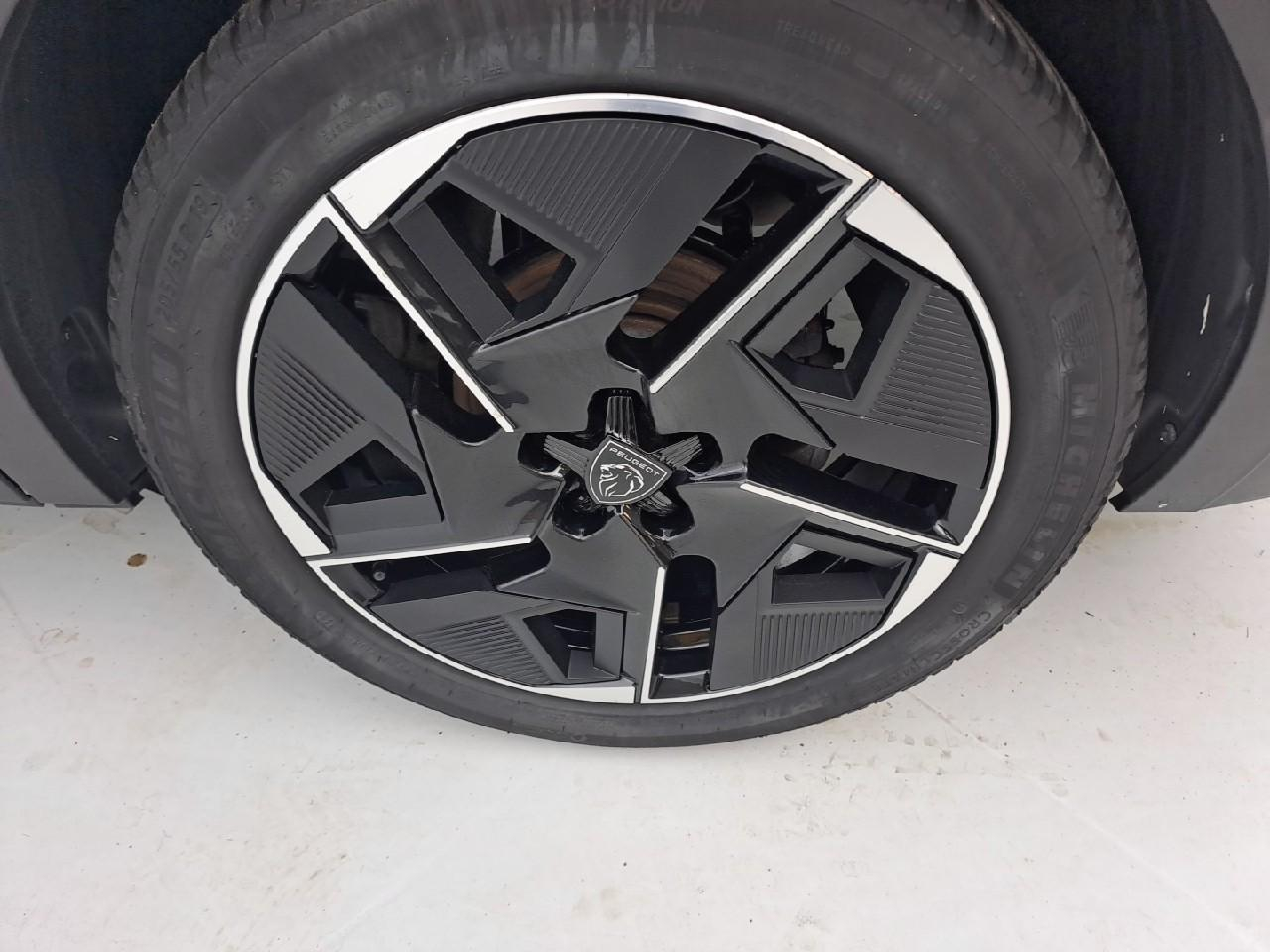 Peugeot 408 puretech 130 ch s&s eat8 gt — photo 23