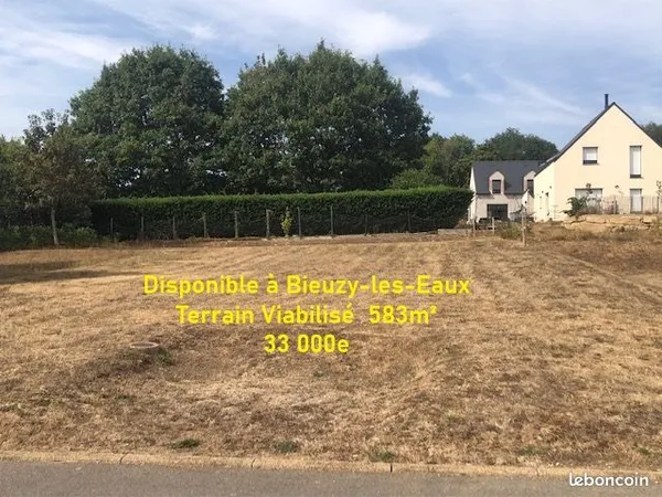 TERRAIN - 583m²