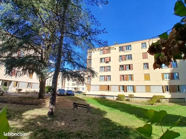 Appartement 5 pièces 75 m²