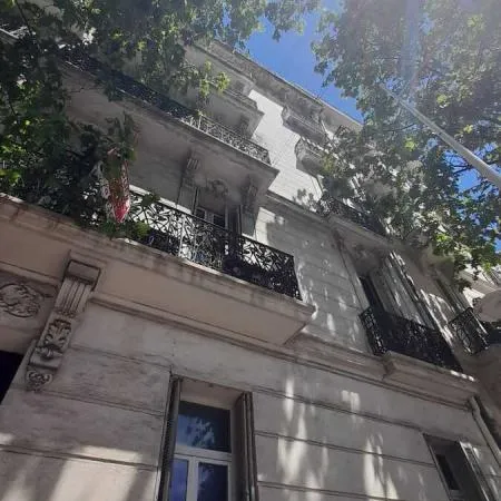 LOCAL PROFESSIONNEL -TOULON - AVENUE FOCH - FACE AU PALAIS DE JU