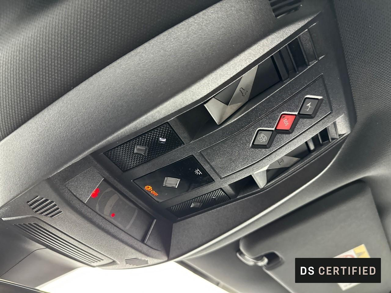 Ds Ds 7 crossback crossback hybride e-tense 300 eat8 4x4 rivoli — photo 35