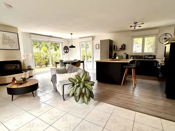 Maison 93 m2 - Terrain 1 000 m2