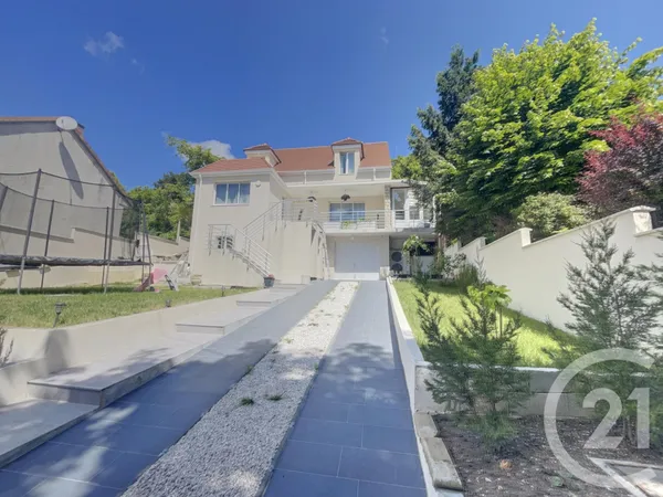 Maison 7 pièces 190 m²