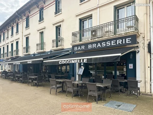 Fonds de commerce restaurant, pizzeria 390 m²