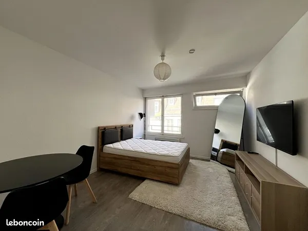 Studio 1 pièce 22 m²