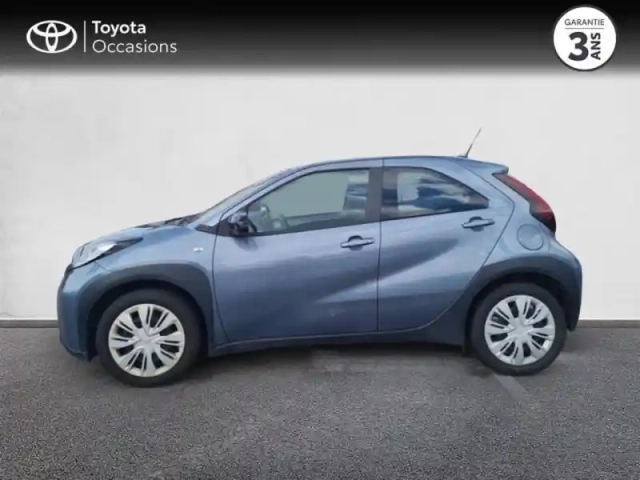 Toyota Aygo x 1.0 vvt-i 72ch dynamic s-cvt my24 — photo 3