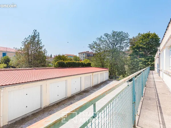 Immeuble 12 pièces 284 m²