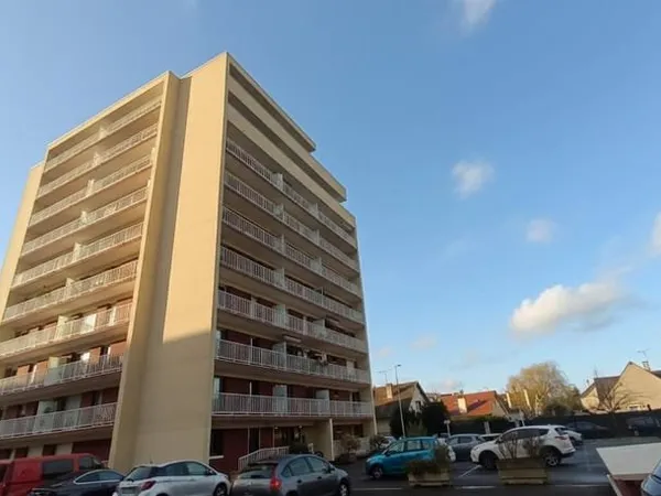 Local commercial 4 pièces 84 m²