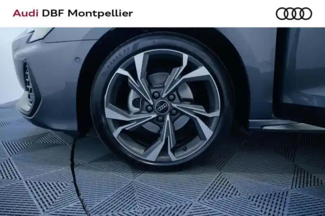 Audi A3 tfsi mild hybrid 116 s tronic 7 s line — photo 8