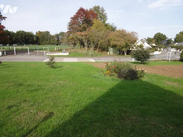 Terrain 279 m²