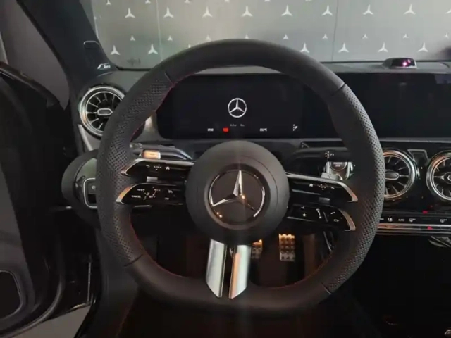 Mercedes Classe A 200 d amg line — photo 16