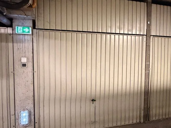 Garage sécurisé et couvert à louer - saint-étienne