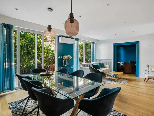 NEUILLY-SUR-SEINE - PONT DE NEUILLY - DUPLEX AVEC JARDIN