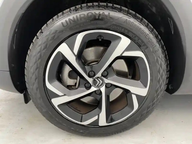 Citroën C5 Aircross hybride rechargeable 225 s&amp;s e-eat8 — photo 17
