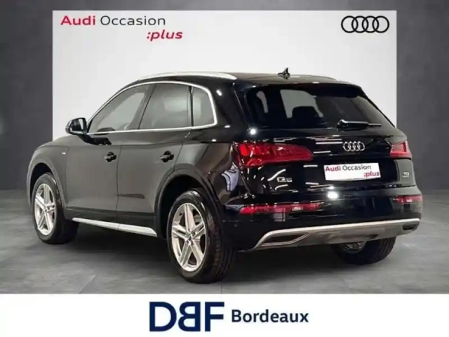 Audi Q5 2.0 tdi 190 s tronic 7 quattro s line — photo 3