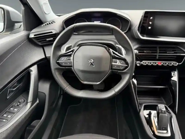 Peugeot 2008 1.2 puretech 130ch s&amp;s style eat8 — photo 12