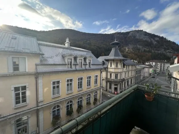 Appartement 6 pièces 153 m²