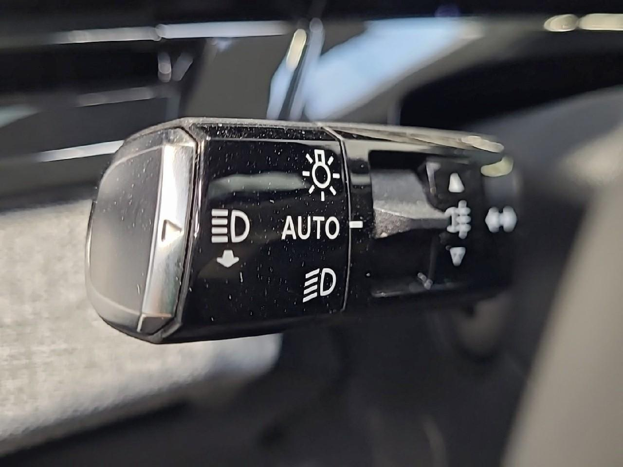 Peugeot 5008 hybrid 145 ch e-dcs6 allure — photo 24