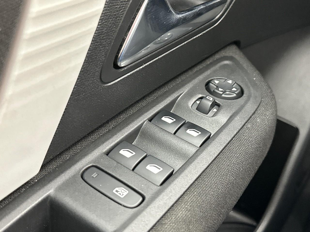 Citroën C4 puretech 130 s&s eat8 feel — photo 15