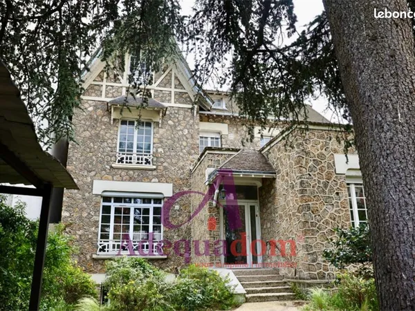 Local 388 m² COLOMBES