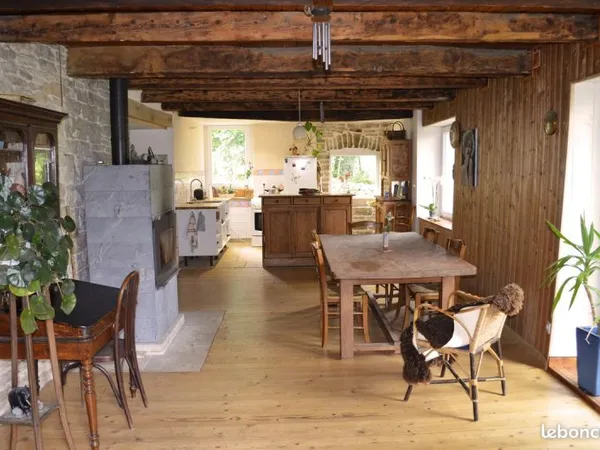 Ancienne ferme 145m2 + Dépendances