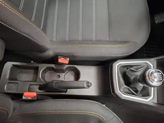 Dacia Sandero eco-g 100 - 22 — photo 35