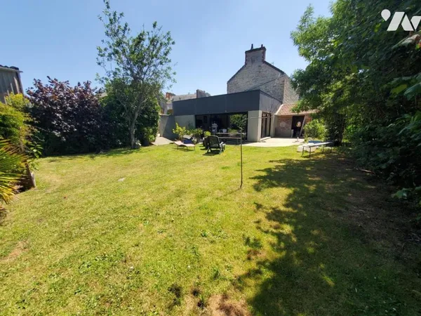 Maison 6 pièces 220 m²