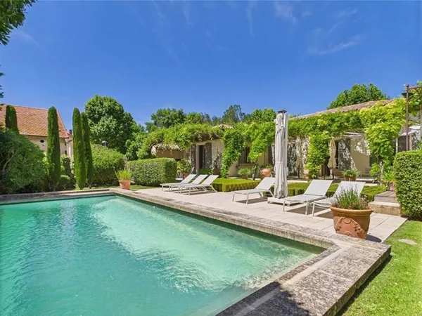Maison de luxe 5 pièces 220 m²