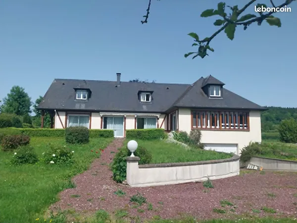 Pavillon 6 pièces 207 m²
