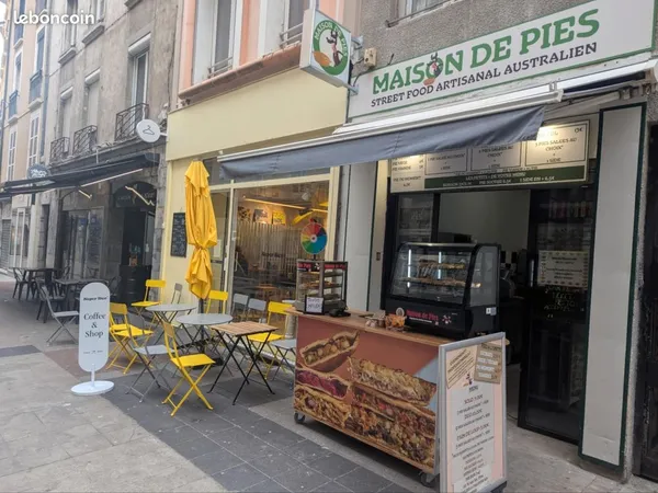 Local hypercentre rue piétonne Grand rue