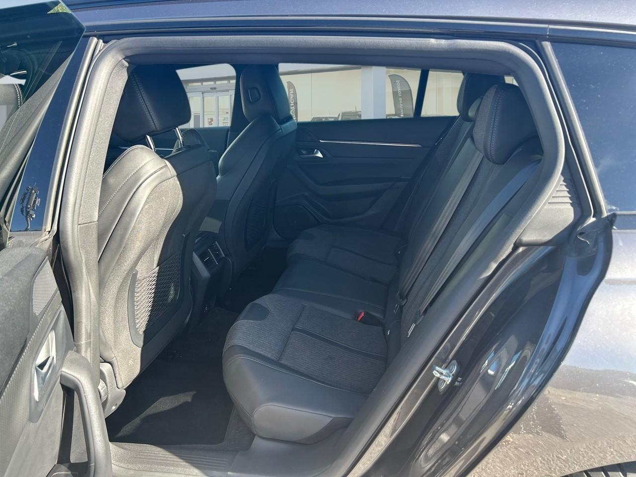 Peugeot 508 sw hybrid 225ch allure e-eat8 — photo 10