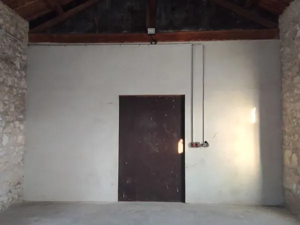 Bureau et espace de travail Location Donzère  90m² 550€